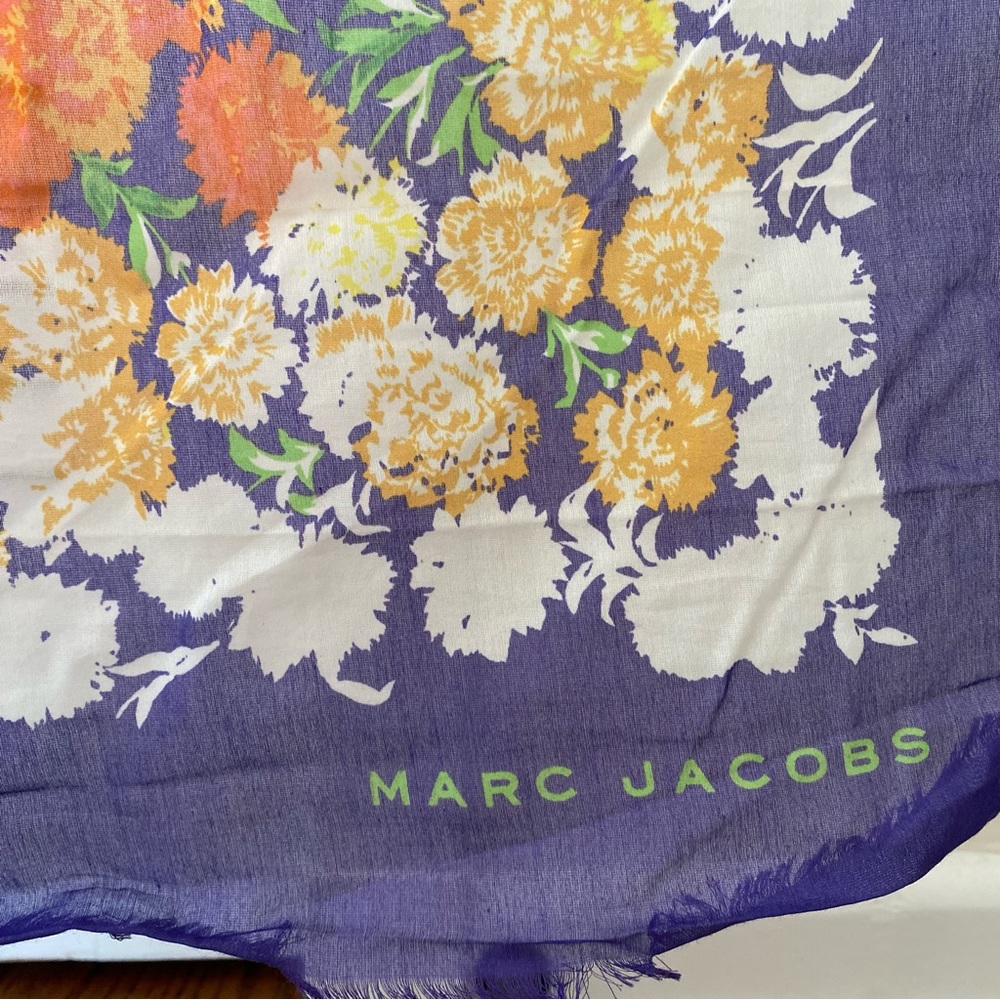 Large Marc Jacobs Scarf - Picture 4 of 6